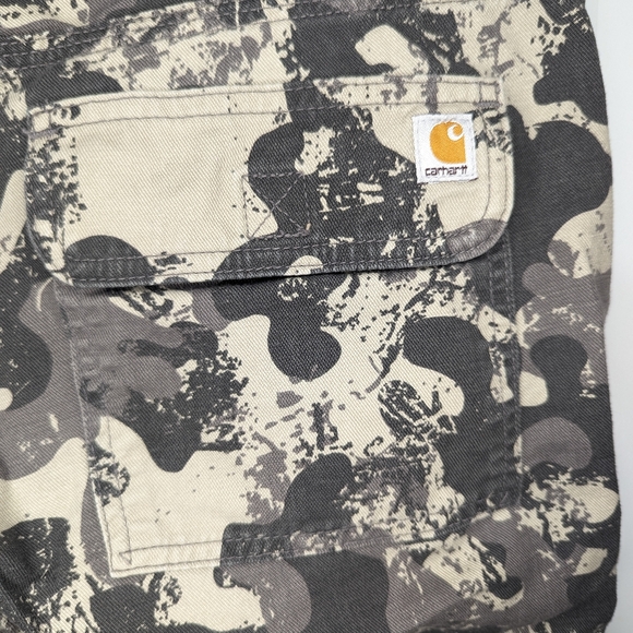 Carhartt Women's Cropper Cargo Camo Pants Size 8 - Picture 3 of 6